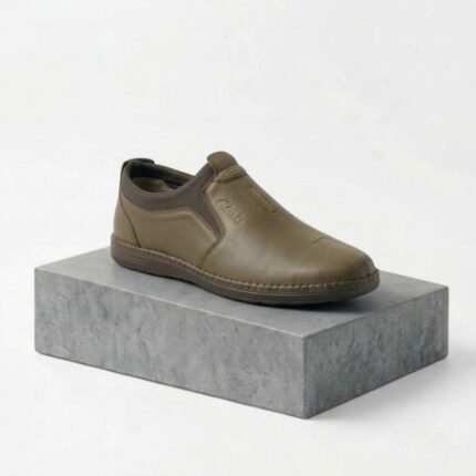 Clarks Men's Leather Slip-On Casual Loafers